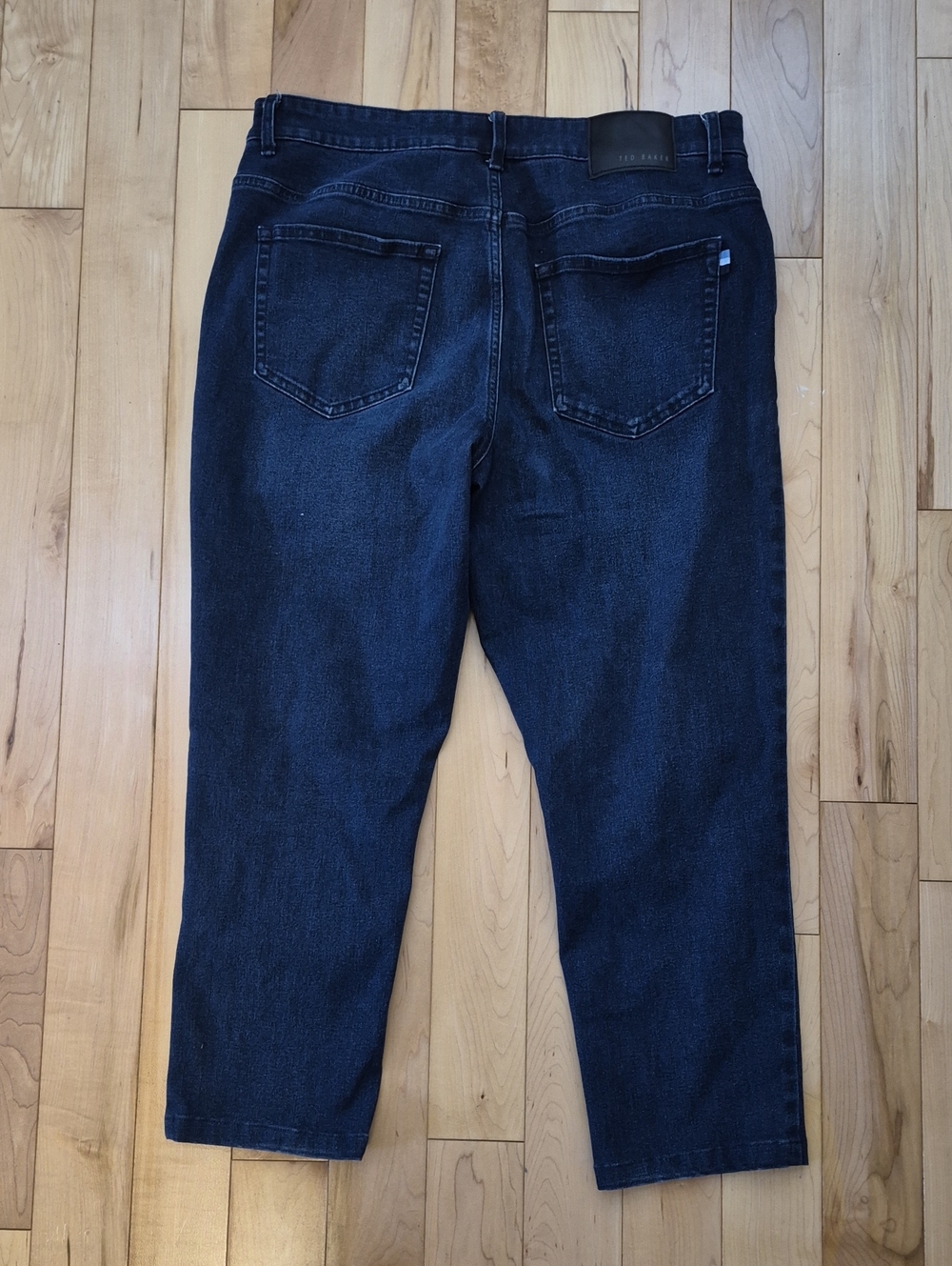 Ted Baker Women's Size 34 Navy Denim Jeans Shortened To Capris - Picture 7 of 7